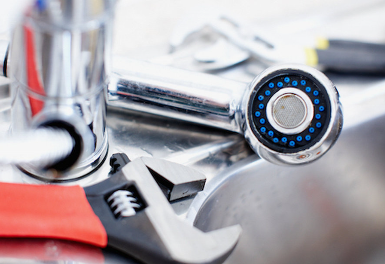 فني صحي وسباك بالفروانية